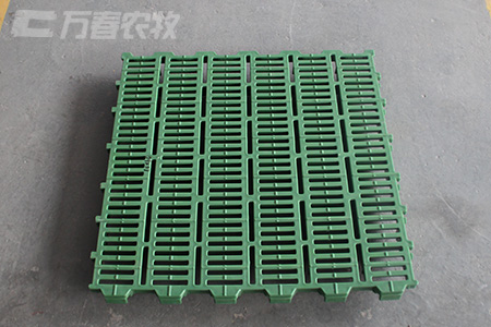 600×600mm正方形綠色塑料漏糞板